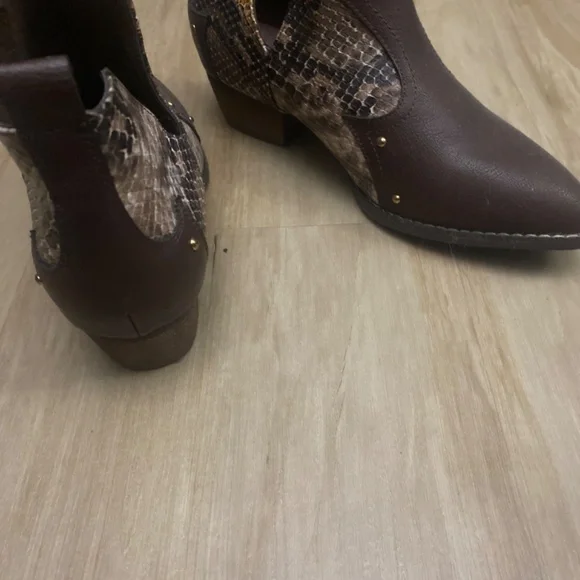 Snakeskin fun cowboy boots - Picture 3 of 4